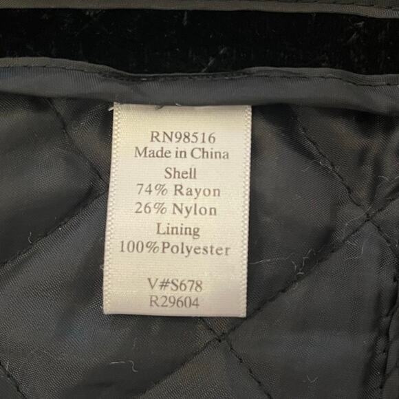 Coldwater Creek Womens Quilted Velvet Jacket L Chore Mandarin Collar Whimsigoth - Picture 13 of 16